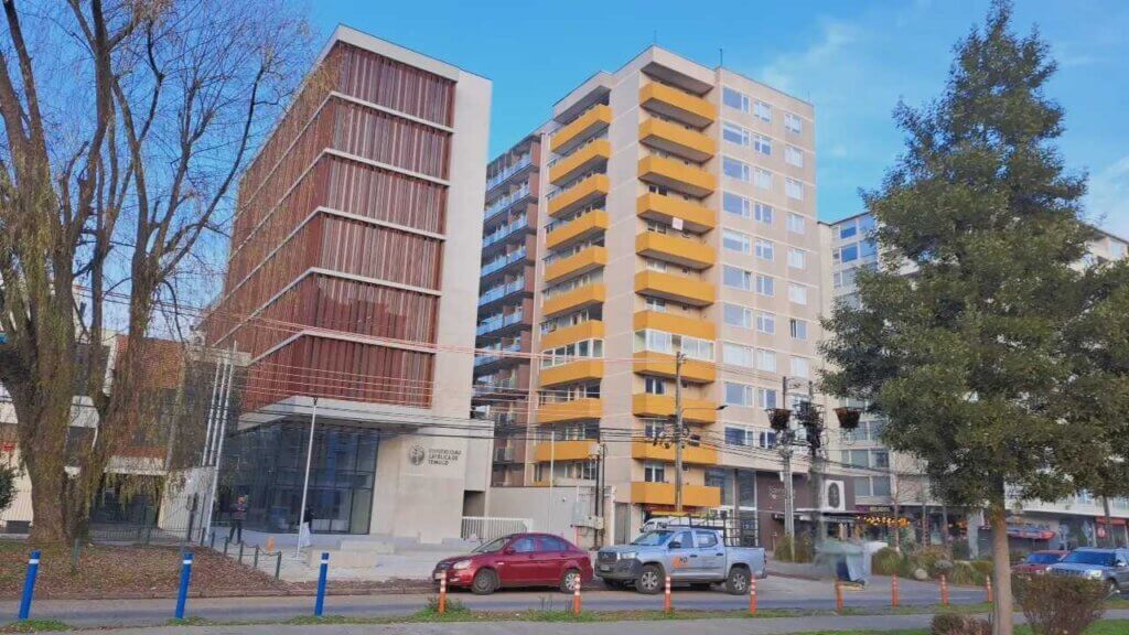 Departamento estudio amoblado en Arriendo. Av. Prieto norte 395. Temuco