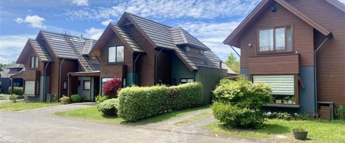 Casas en Lomas de Mirasur Temuco, barrio residencial consolidado con urbanización completa